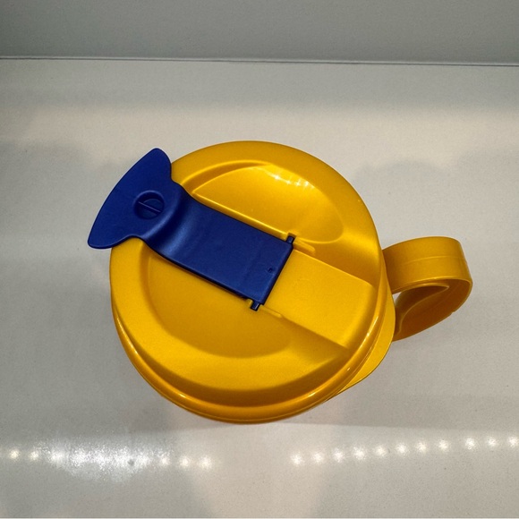 Disney World 50th Anniversary Refillable Mug Mickey Minnie Resort Cup Excellent - Picture 6 of 8